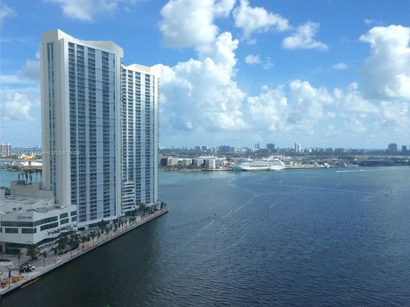 325 NE Biscayne Blvd 1923, Miami FL 33131