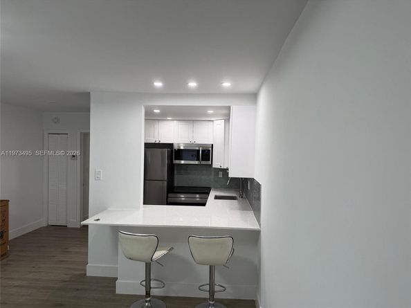 926 Michigan Ave 12, Miami Beach FL 33139