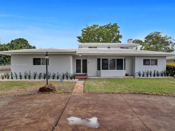 63 SE 5th Ave, Deerfield Beach FL 33441