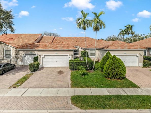 7651 S Aragon Blvd 5, Sunrise FL 33322