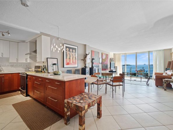 770 NE 69th St 2H, Miami FL 33138