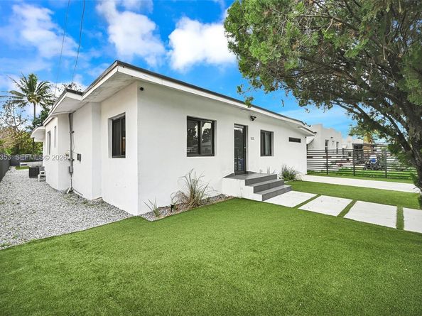 112 NW 53rd St, Miami FL 33127