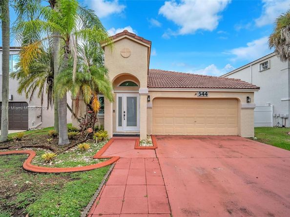 544 NW 159th Ln, Pembroke Pines FL 33028