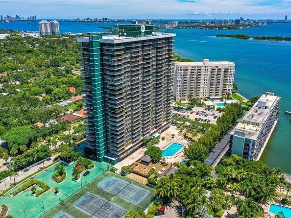 780 NE 69th St T1A, Miami FL 33138