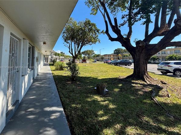 Undisclosed Address #A11914047, Miami Gardens FL 33179