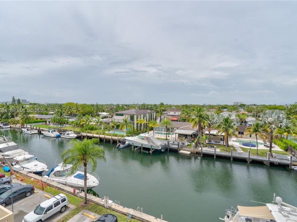 2350 NE 135th St 510, North Miami FL 33181