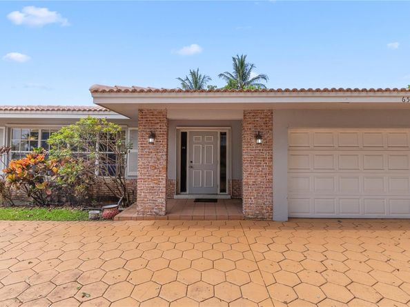 6520 SW 20th St, Plantation FL 33317