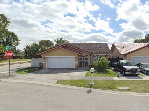 14200 SW 51st St, Miami FL 33175