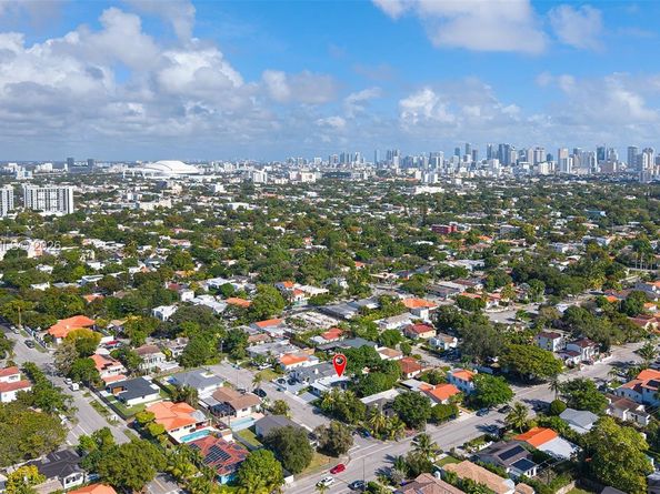 1511 SW 20th Ct, Miami FL 33145