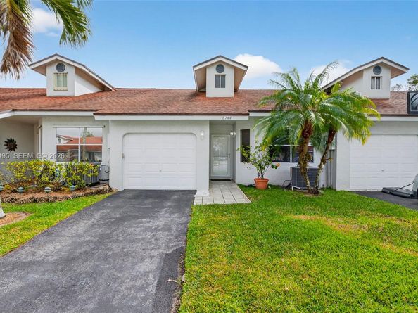 6744 N Pine Island Rd, Tamarac FL 33321