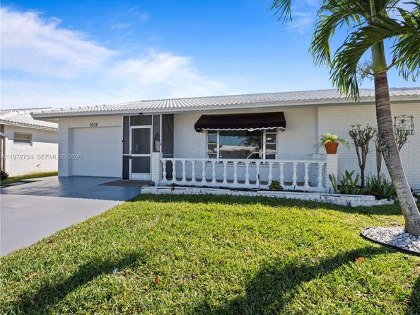 7504 NW 70th Ave, Tamarac FL 33321