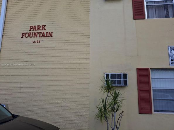 12195 W Dixie Hwy 1b Hwy 1b, North Miami FL 33161