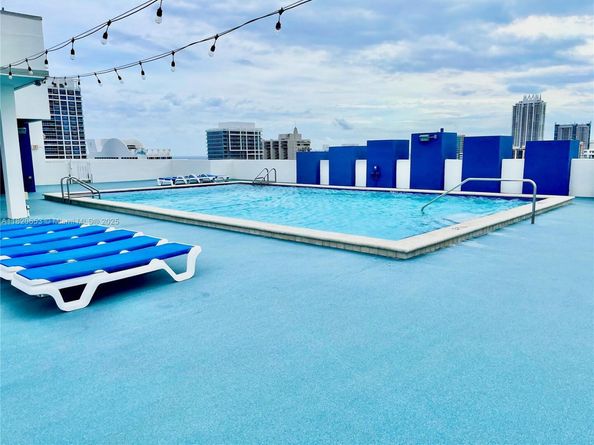 401 69th St 405, Miami Beach FL 33141