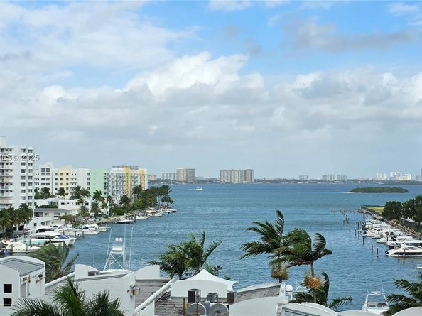 7900 Harbor Island Dr 703, North Bay Village FL 33141