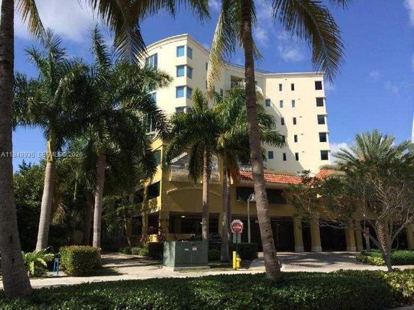 Undisclosed Address #A11948935, Aventura FL 33180