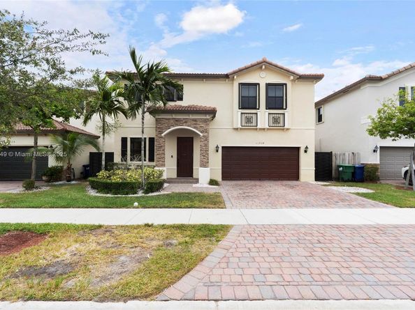 11734 SW 240th Ter, Homestead FL 33032