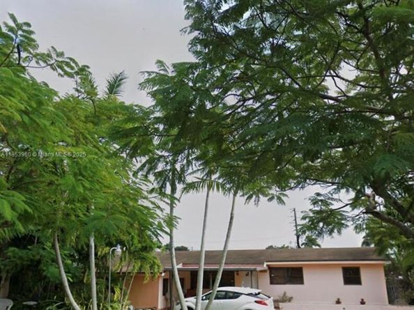 18601 SW 98th Ave, Cutler Bay FL 33157