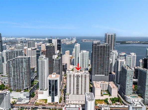 999 SW 1st Ave 2405, Miami FL 33130