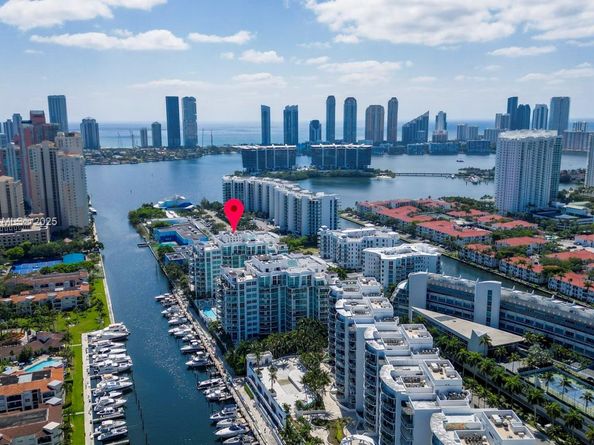 3131 NE 188th St 2510, Aventura FL 33180