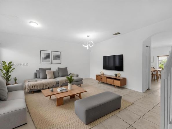 14046 SW 49th St 16, Miramar FL 33027