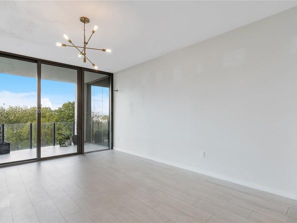 2831 S Bayshore Dr 707, Miami FL 33133