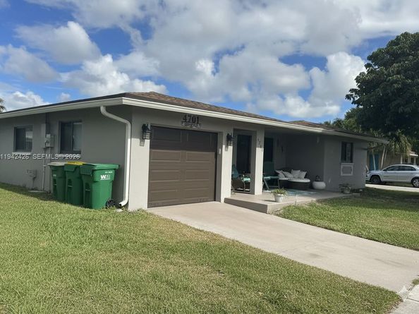 4701 NW 44th St, Tamarac FL 33319