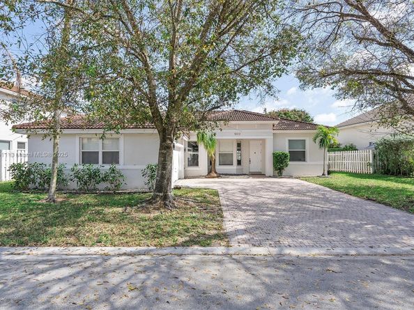 5312 SW 34th Way, Hollywood FL 33312