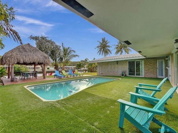 410 SW 18th, Pompano Beach FL 33060