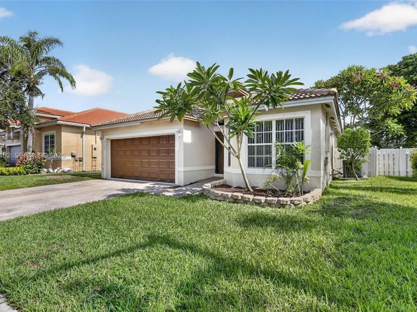 16249 NW 24th St, Pembroke Pines FL 33028