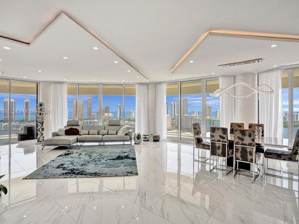 2800 Island Blvd 3005, Aventura FL 33160