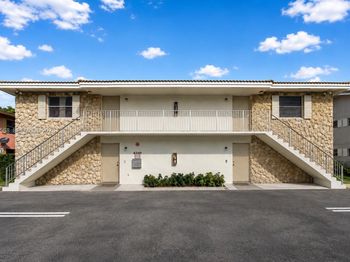 4341 Riverside Dr