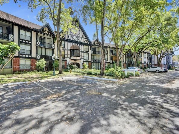 3730 Inverrary Dr H1V, Lauderhill FL 33319