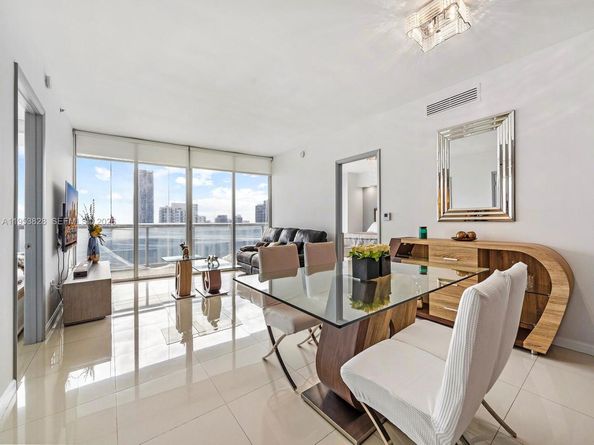 495 Brickell Ave 5203, Miami FL 33131