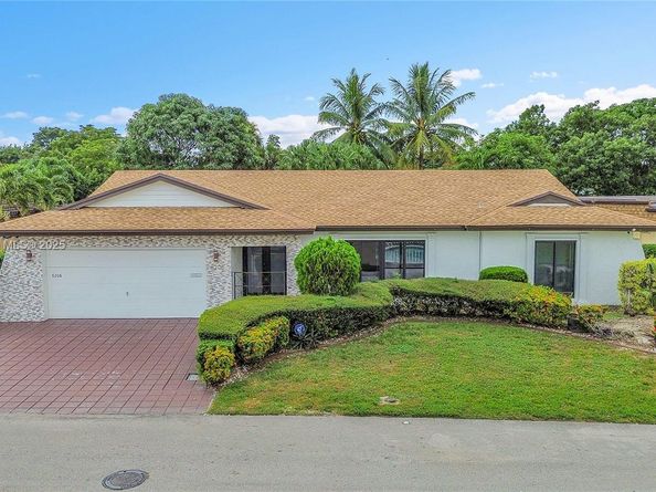 6206 White Oak Ln, Tamarac FL 33319