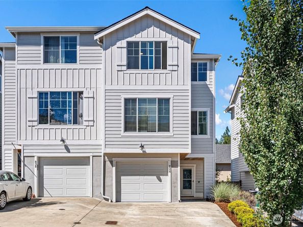 826 NW Highgarden Drive, Bremerton WA 98311