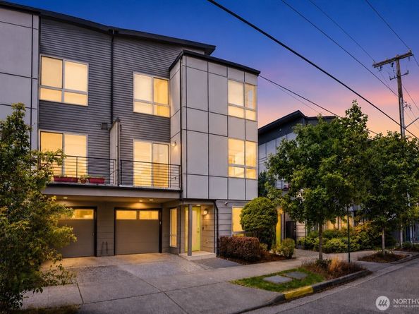 4767 35th Avenue S, Seattle WA 98118