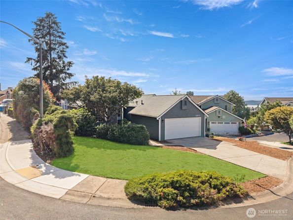 2317 S 278th Court, Federal Way WA 98003