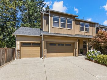 3815 163rd Street SE