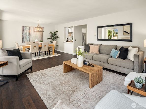 1606 103rd Place NE K5, Bellevue WA 98004