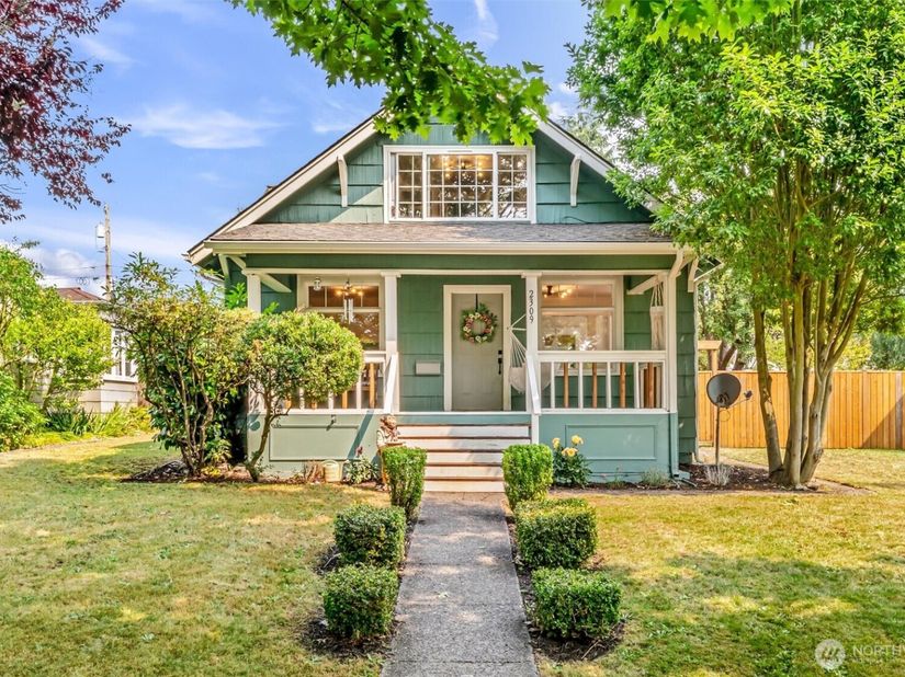 2309 McDougall Avenue, Everett WA 98201