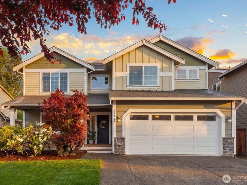 5231 NE 11th Court, Renton WA 98059