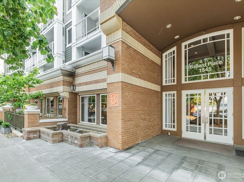 1545 NW 57th 613, Seattle WA 98107