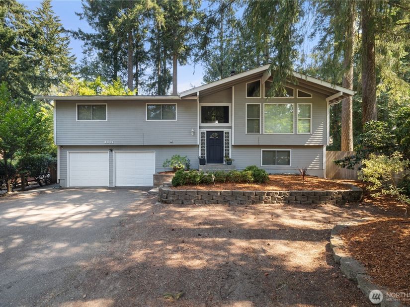 3331 SE Summer Place, Port Orchard WA 98366
