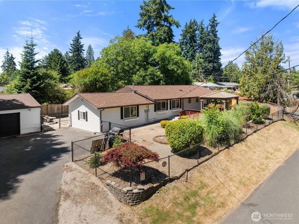 34203 44th Avenue S, Auburn WA 98001