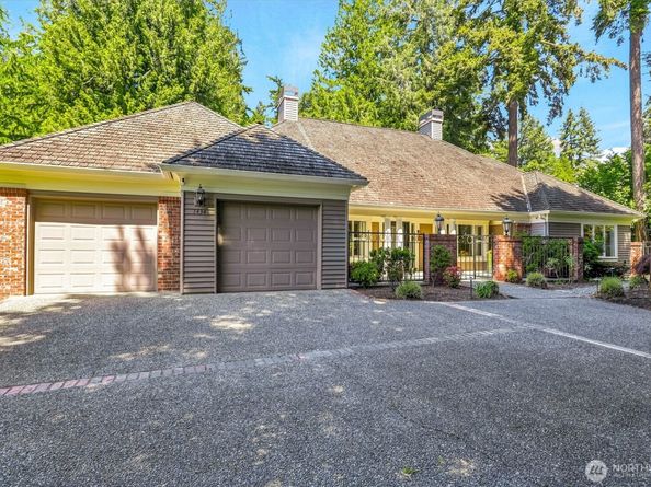 1434 108th Avenue NE, Bellevue WA 98004