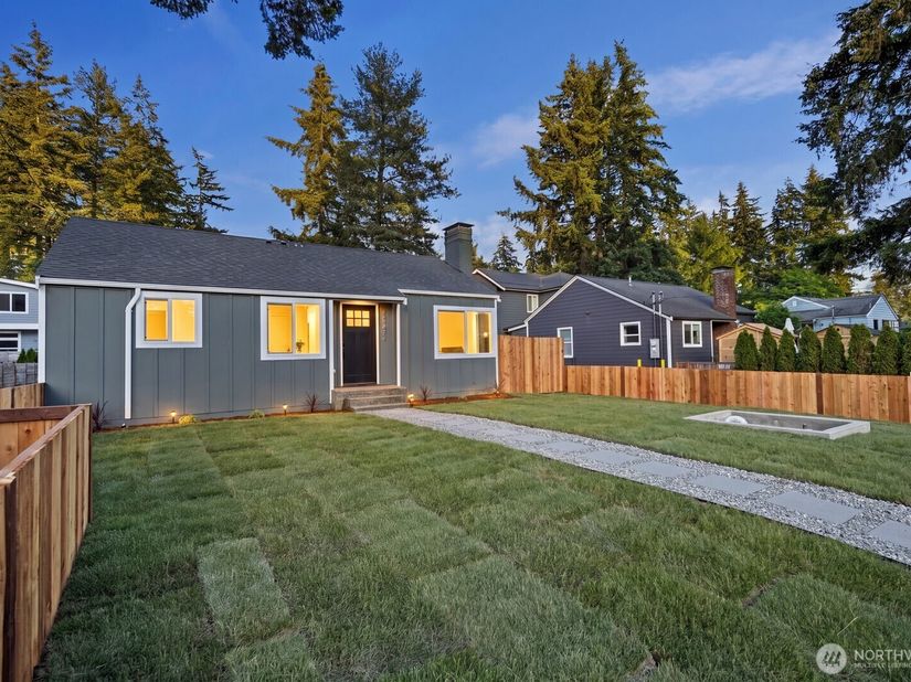 12042 5th Avenue NE, Seattle WA 98125