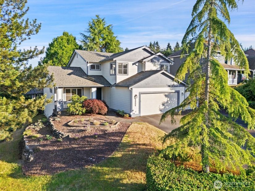 4851 NW Walgren Drive, Silverdale WA 98383