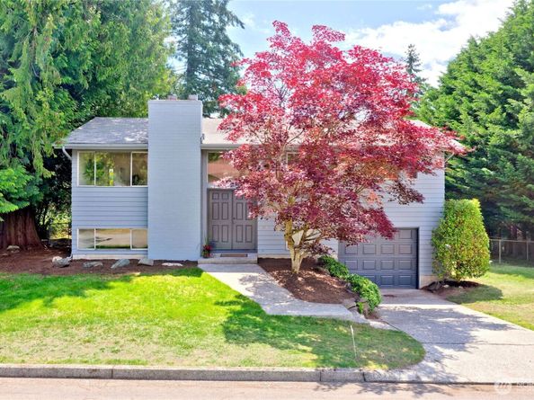 10417 NE 142 Street, Kirkland WA 98034