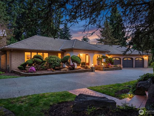 13214 180th Avenue NE, Redmond WA 98052