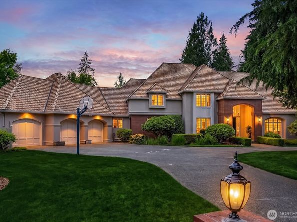13905 212th Drive NE, Woodinville WA 98077